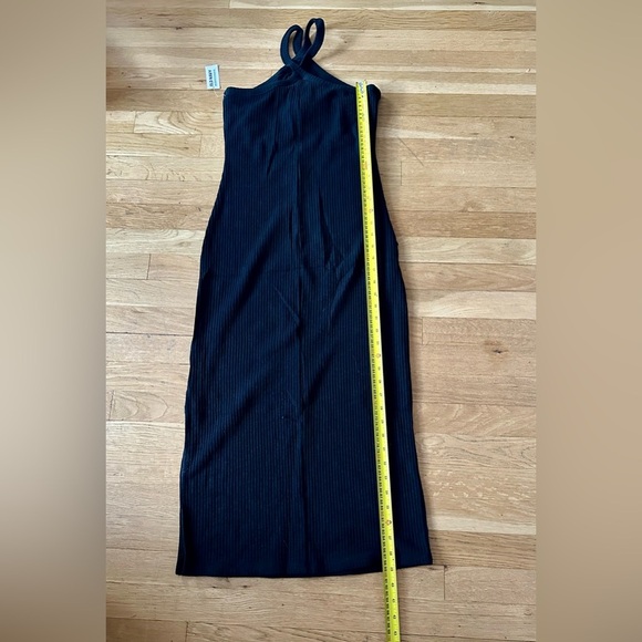 🖤 Timeless Elegance | Old Navy Black Ribbed Halter‎ Midi Dress (M) ✨ - Picture 5 of 7